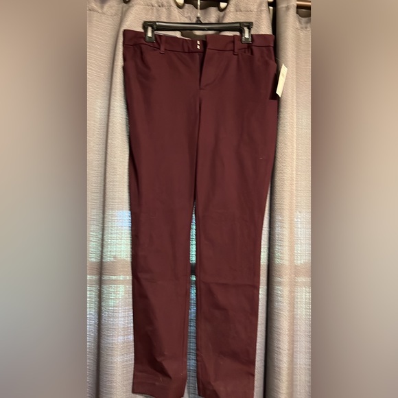 GAP Pants - BNWT GAP skinny dress pant